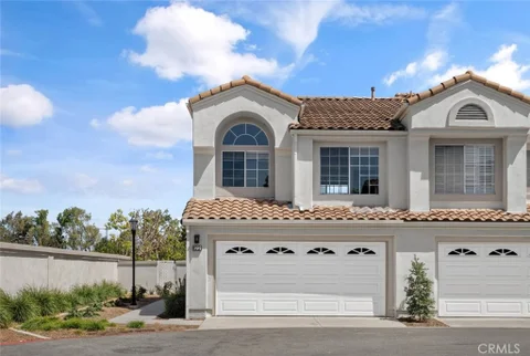 MLS: OC26156968