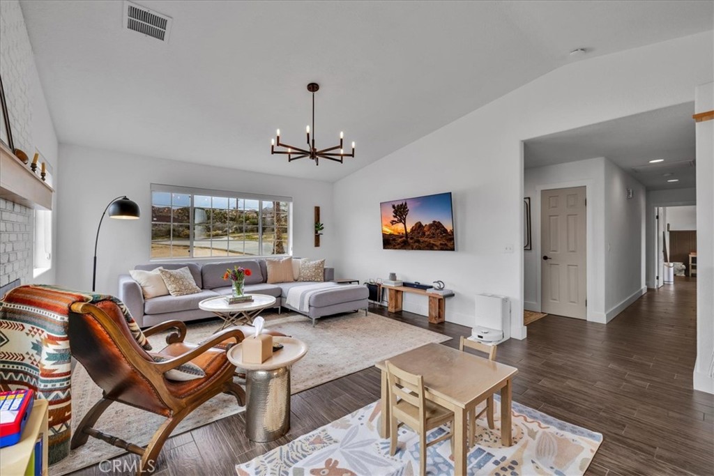 6463 Murrieta Avenue