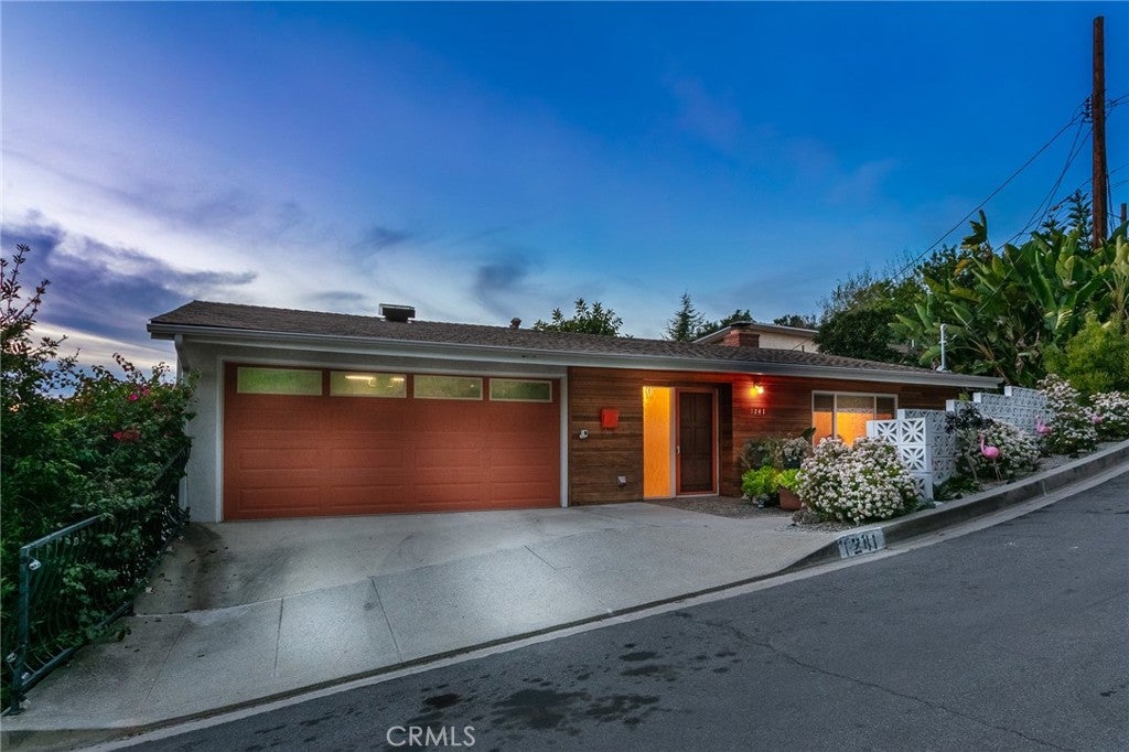 1241 Corona Drive, Glendale CA 91205