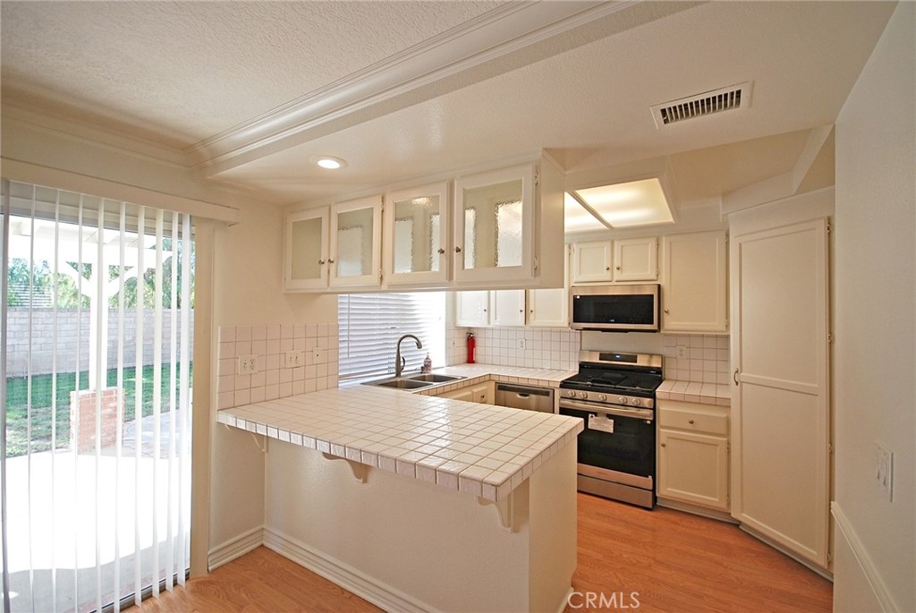 Cottage Hill (CTHL) - Residential Lease