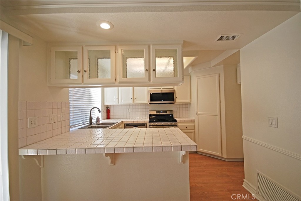 Cottage Hill (CTHL) - Residential Lease