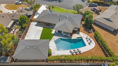 18661 Vale North Tustin CA 92705