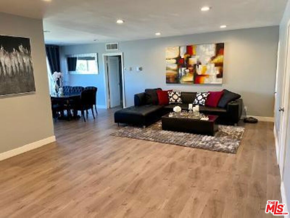 Prestigious Sherman Oaks area! Huge, updated, private and bright 2 bed, 2 bath condo for lease! Walking distance to shops, park, and mall! control access building, gated garage, pool, BBQ and sitting area, elevator, Central AC! Huge living room with hardwood flooring, recessed lighting, fireplace and big balcony with city view! Big master with her and him walk in closets. Updated kitchen with granite counter tops, stainless steel appliances, breakfast area! Updated bathrooms with extra wide tub, granite vanities and tiled flooring. Bones office/ storage area. A must see! easy to show.
