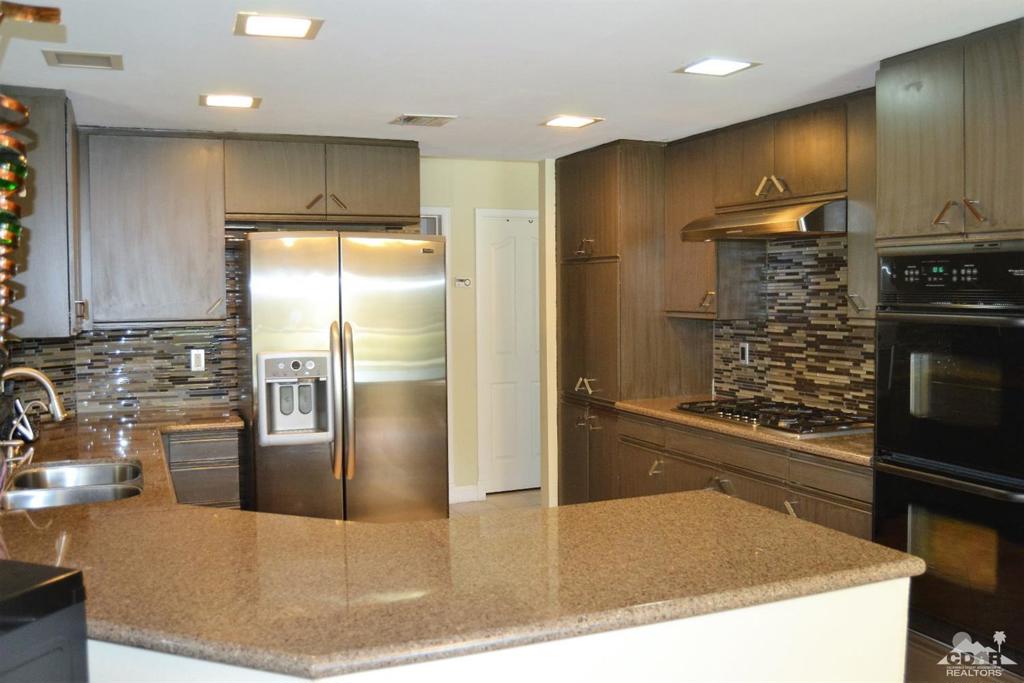 Regency Palms - Residential