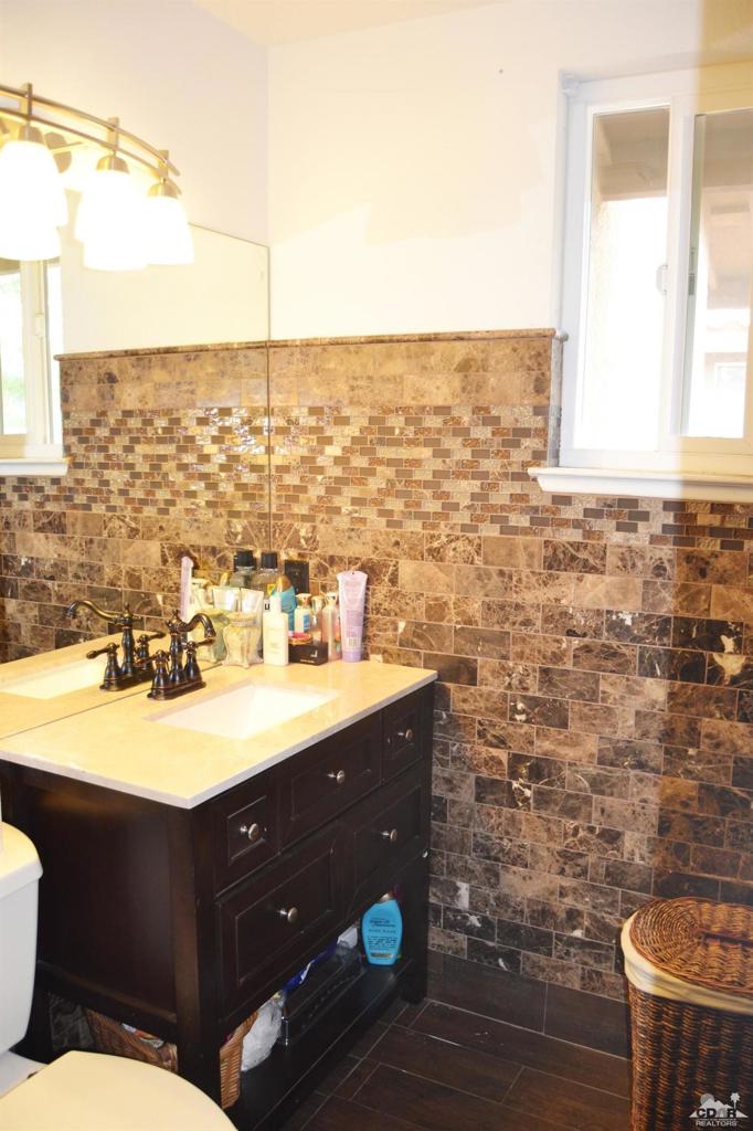 Regency Palms - Residential