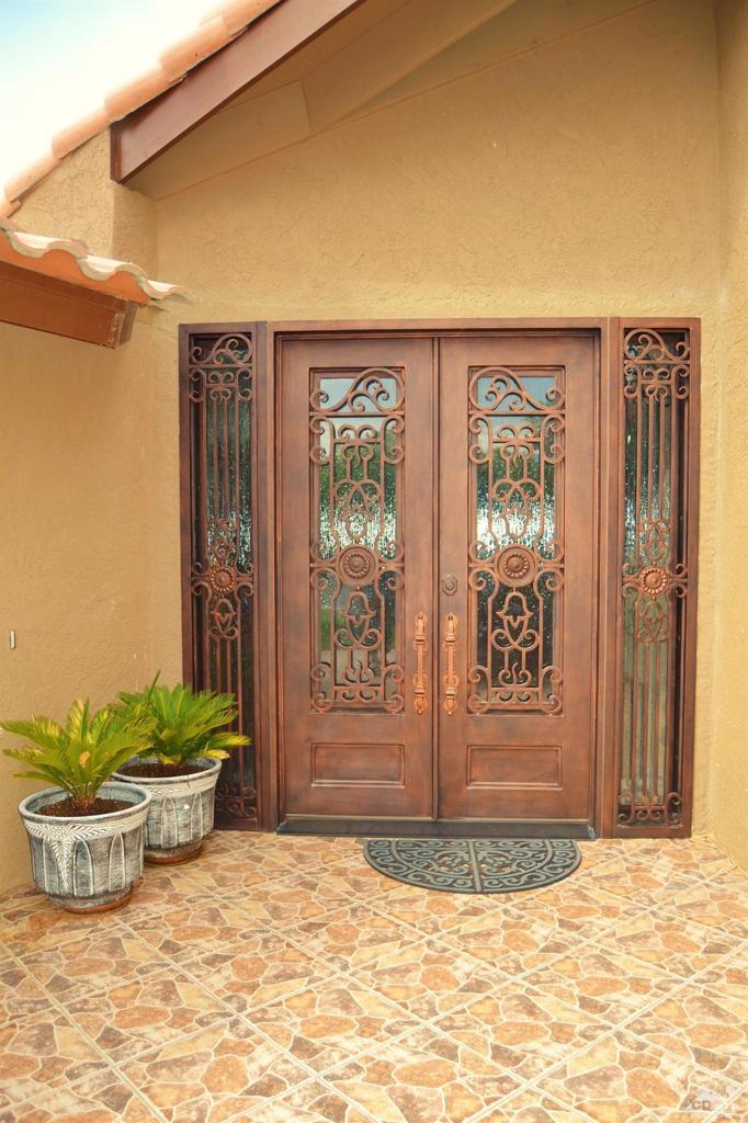 Regency Palms - Residential