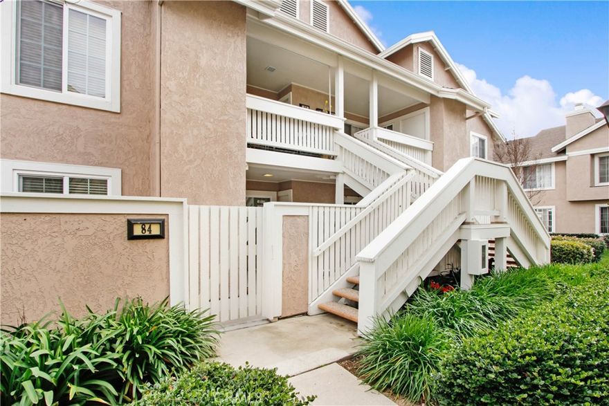 Move right into this totally remodeled lower level 2 bed. 1.25 bath condo in prime inside tract location.  No details missed in this modern make-over.  This popular floor plan is filled w/ natural light; scraped ceilings, recessed lights, and newer windows thru out, add to ambience.  Easy living w/  vinyl flooring.  Home has spacious living room, gorgeous kitchen w/ white Carrara quartz countertops and back splash, and comes w/ both almost new Whirlpool refrigerator and dishwasher; gas stove is newer too.  Kitchen with breakfast bar opens to formal dining room.  Adjacent to kitchen is inside laundry area and storage closet.  Newer full size washer and dryer are included.  Spacious master bedroom with walk-in closet has in own remodeled vanity and is attached to full size bathroom also done in Carrara quartz.  The second bedroom, which could also function as an office or den, has a sliding door to living room.  Home is accented with black hardware.  Patio has additional storage closet w/ wooden deck.  Home is close to schools, shopping, park, pools, lake and freeway.  Enjoy all of Woodbridge's resort-like amenities.