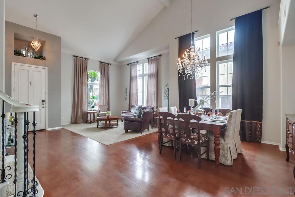 2567 View Trail Ct