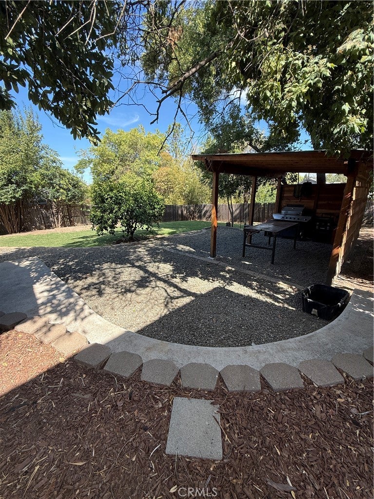 15 Oak Park Way