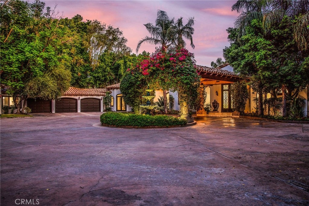 41511 Bob Hope Drive