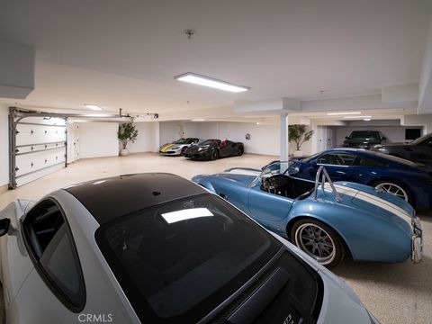 Tiny photo for 24 Fairway Pt, Newport Coast, CA 92657 (MLS # NP26001371)