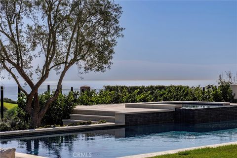 Tiny photo for 24 Fairway Pt, Newport Coast, CA 92657 (MLS # NP26001371)