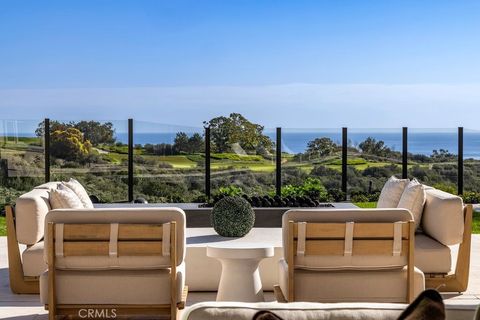 Tiny photo for 24 Fairway Pt, Newport Coast, CA 92657 (MLS # NP26001371)