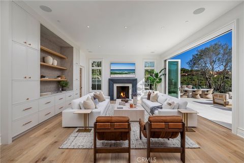 Tiny photo for 24 Fairway Pt, Newport Coast, CA 92657 (MLS # NP26001371)