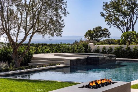 Tiny photo for 24 Fairway Pt, Newport Coast, CA 92657 (MLS # NP26001371)