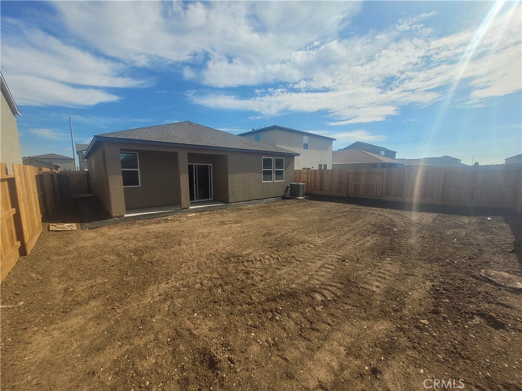 289 Travis Court