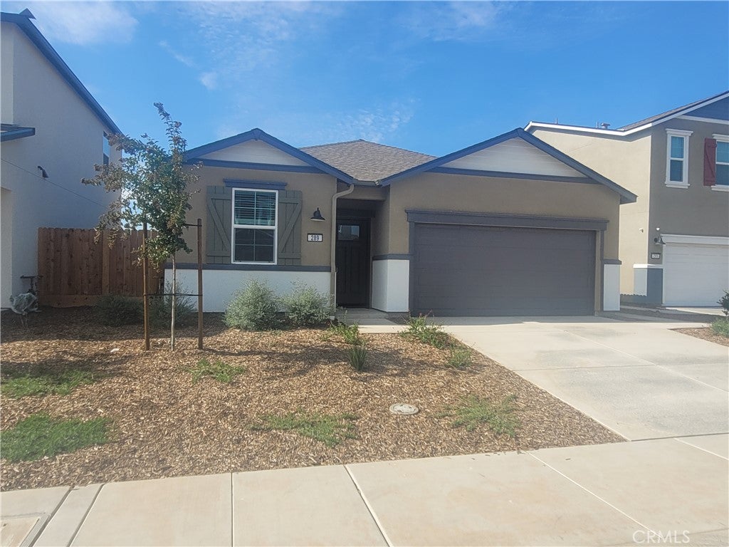 289 Travis Court