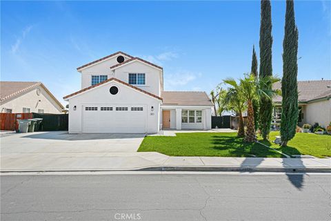 Photo of 812 Early Dawn Way, San Jacinto, CA 92582 (MLS # TR26063304)