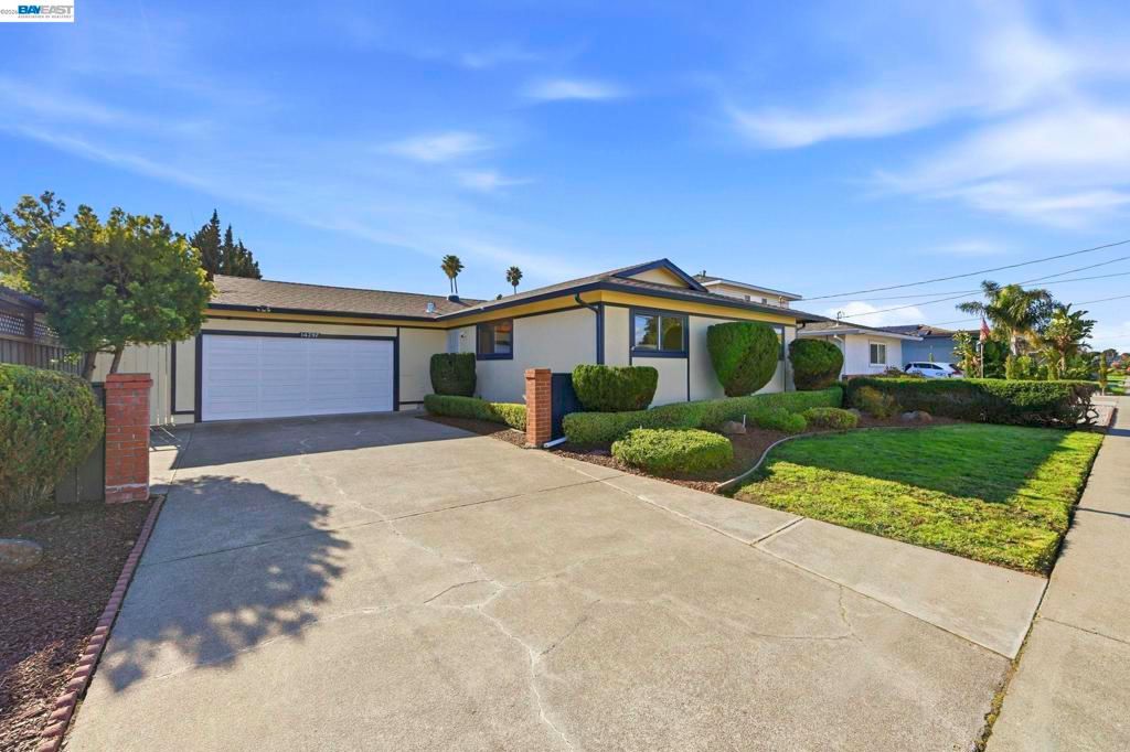 Photo of 14297 14297 Tiburon Rd Rd, San Leandro, CA 94577 (MLS # 41125775)