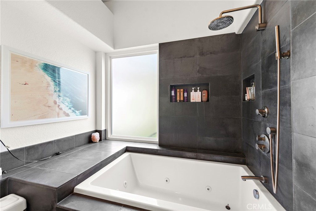Flora Vista (FV) - Residential