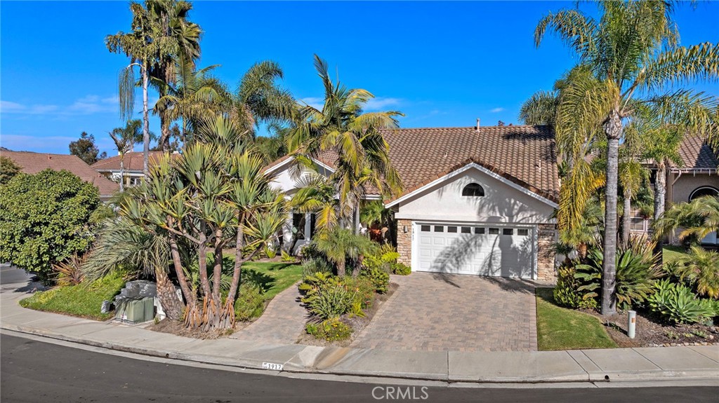 Flora Vista (FV) - Residential