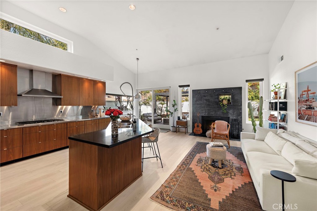 Flora Vista (FV) - Residential