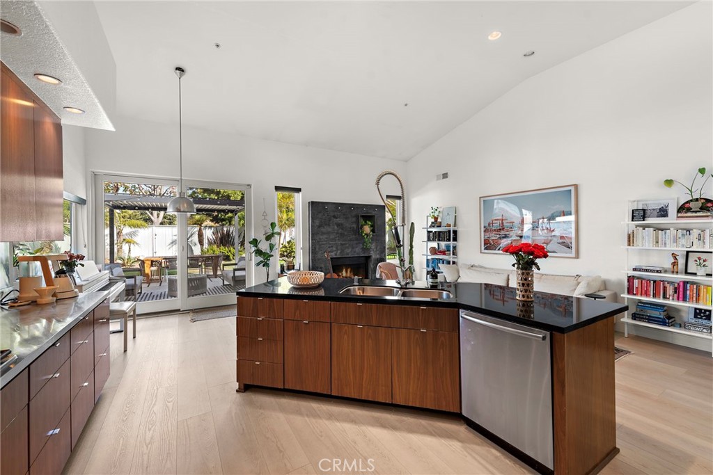 Flora Vista (FV) - Residential
