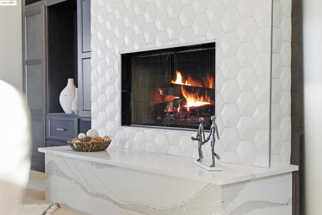 MONTCLAIR - Residential