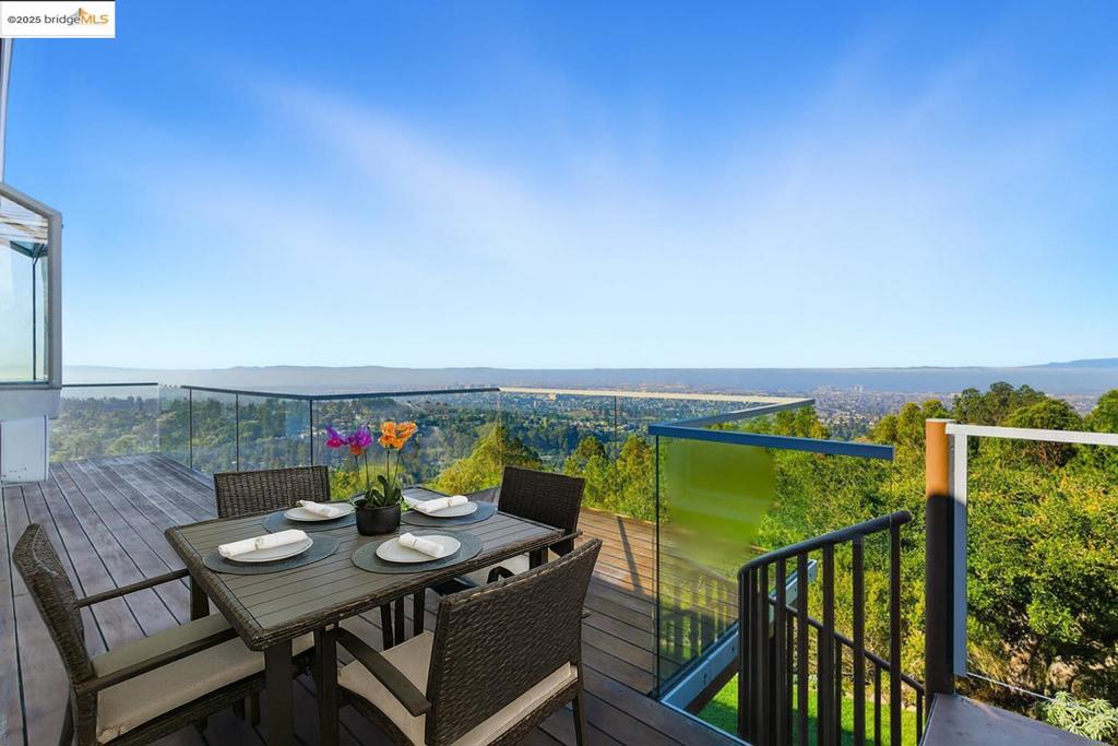 MONTCLAIR - Residential