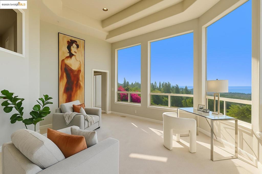 MONTCLAIR - Residential