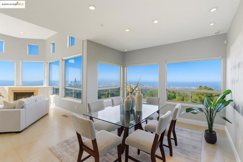 MONTCLAIR - Residential