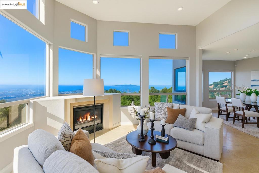 MONTCLAIR - Residential