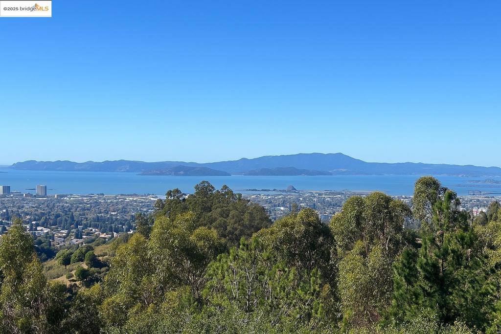 MONTCLAIR - Residential