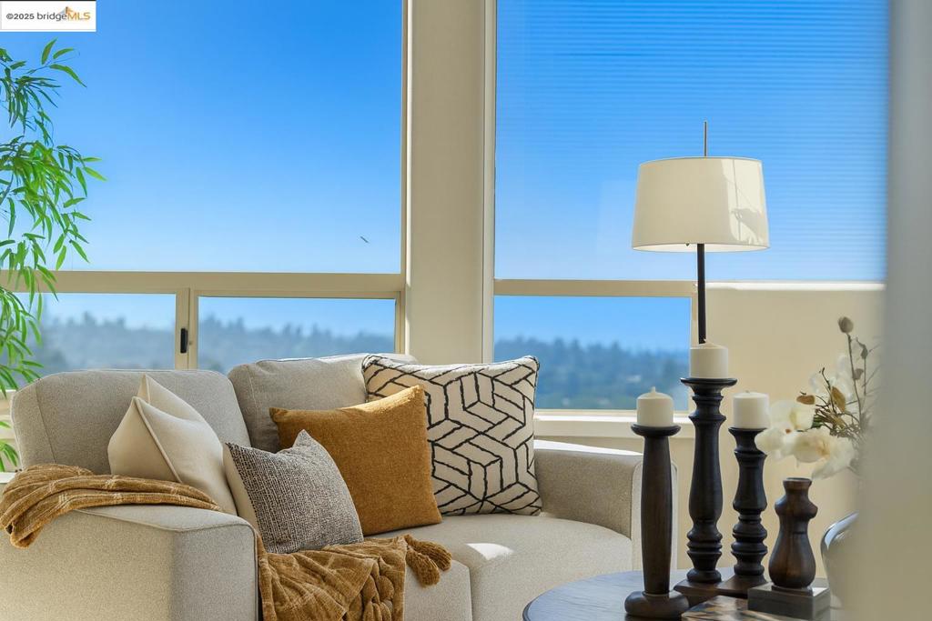 MONTCLAIR - Residential