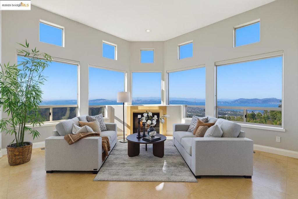 MONTCLAIR - Residential