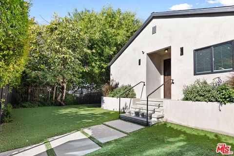 Photo of 6743 Colgate Avenue, Los Angeles, CA 90048 (MLS # 26638131)