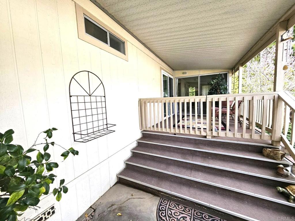 8975 Lawrence Welk Drive 424