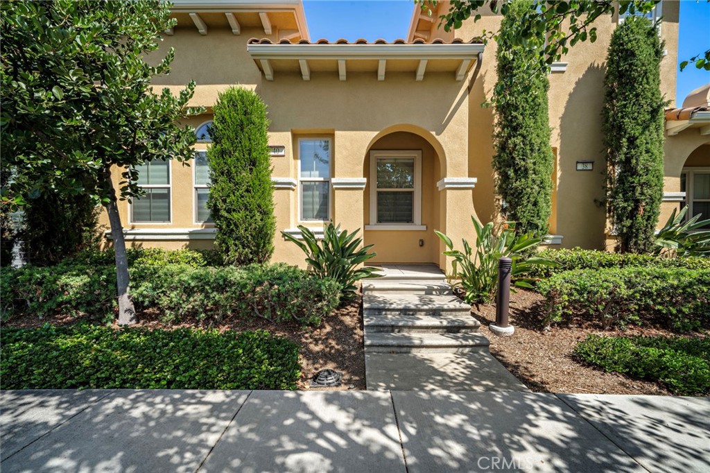 40 Roycroft