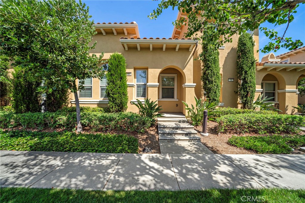 40 Roycroft