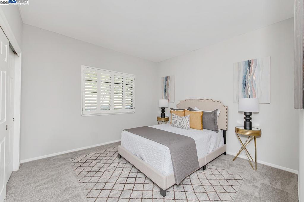 CANYON WOODS - Residential