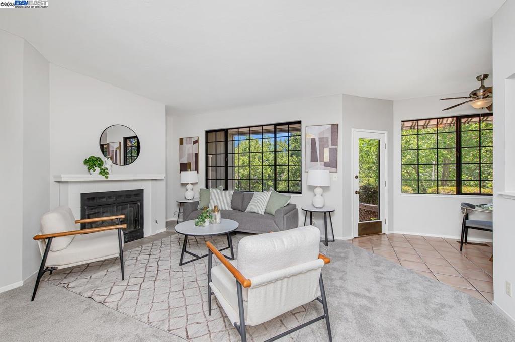 CANYON WOODS - Residential