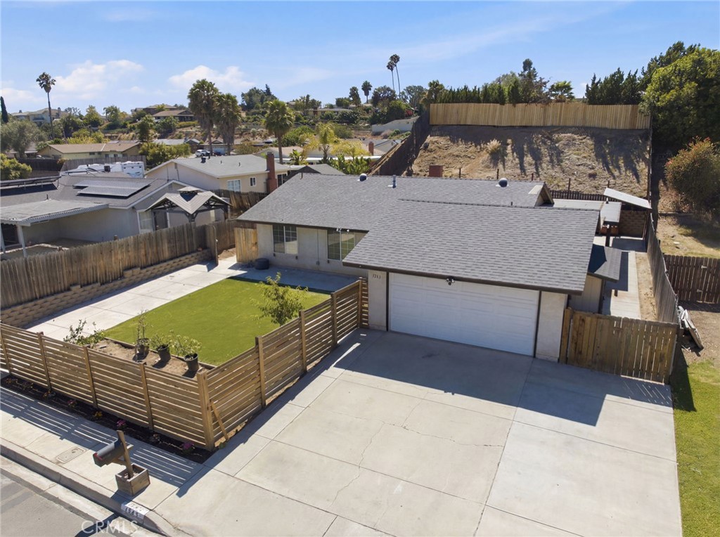 1345 Pleasant Hill