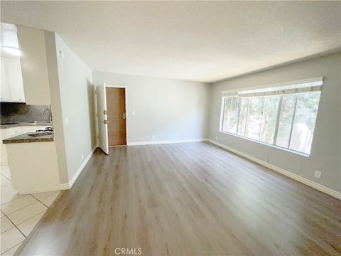 Tiny photo for 13717 Chadron Avenue #26, Hawthorne, CA 90250 (MLS # SB25235572)