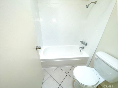 Tiny photo for 13717 Chadron Avenue #26, Hawthorne, CA 90250 (MLS # SB25235572)