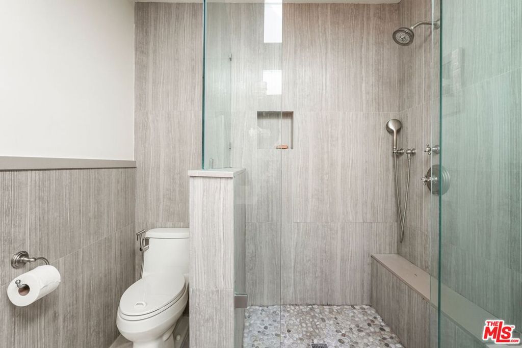 VIEWRIDGE - Residential Lease