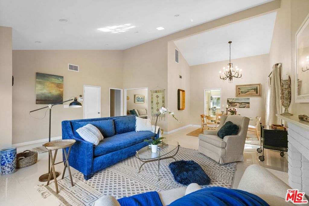 VIEWRIDGE - Residential Lease