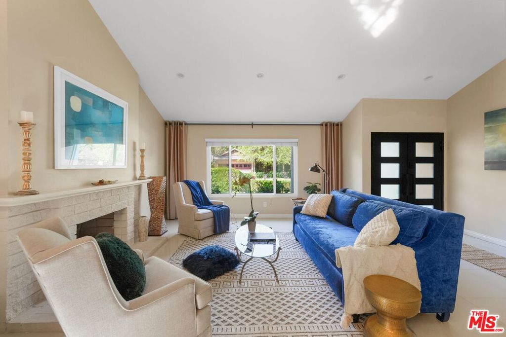 VIEWRIDGE - Residential Lease