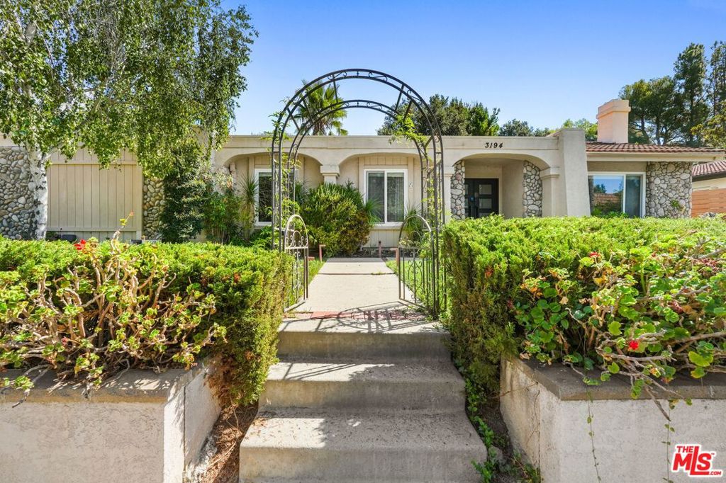 3194 Rossini Place