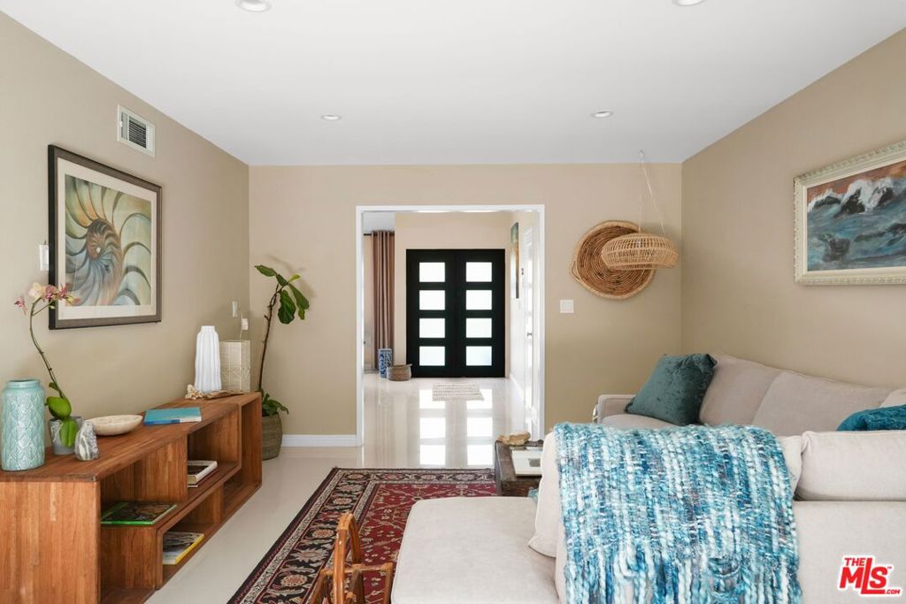 VIEWRIDGE - Residential Lease