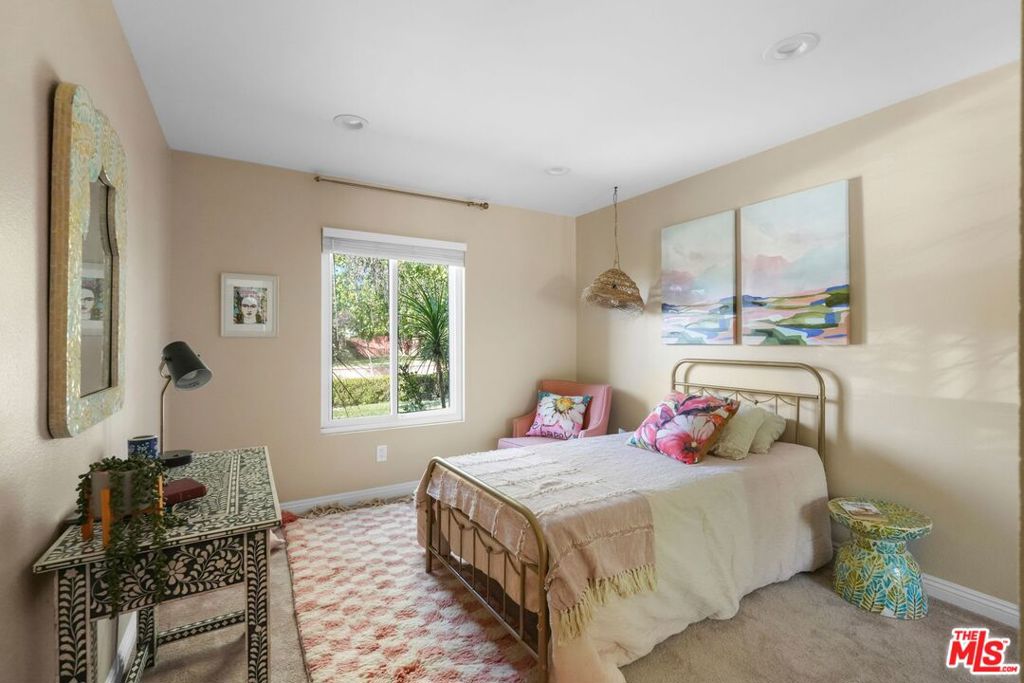 VIEWRIDGE - Residential Lease
